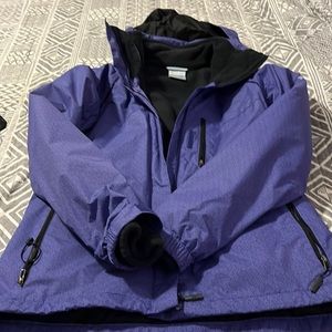 Like new Columbia ski jacket